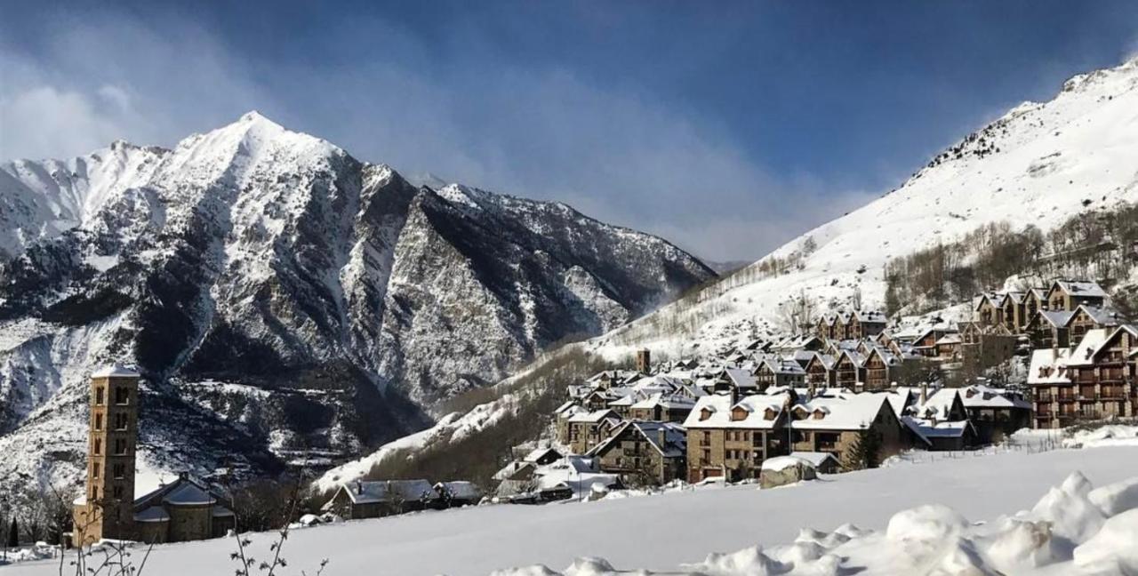 Apartamento Con Terraza Y Vistas Panoramicas En Tauell Bagian luar foto