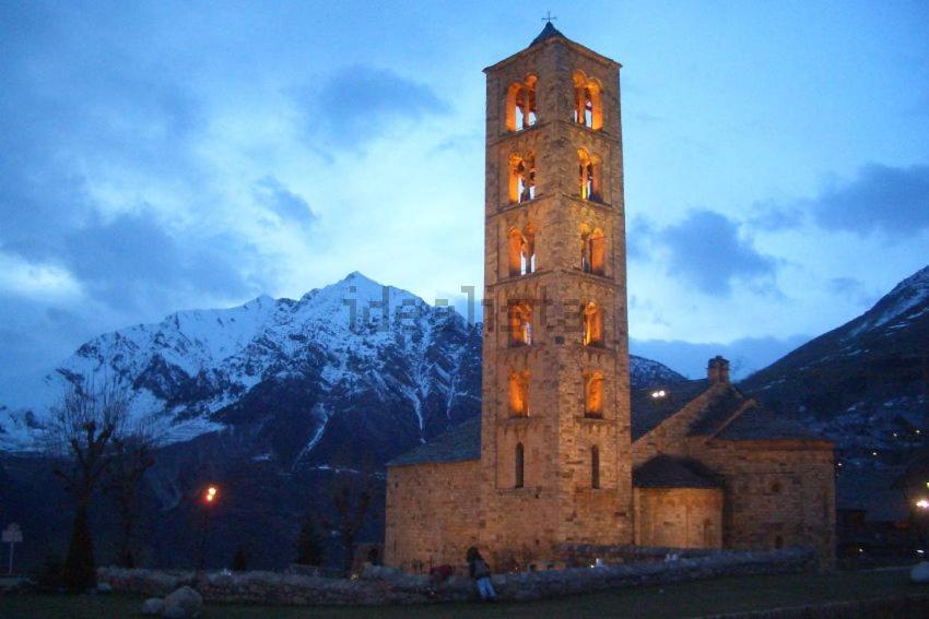 Apartamento Con Terraza Y Vistas Panoramicas En Tauell Bagian luar foto